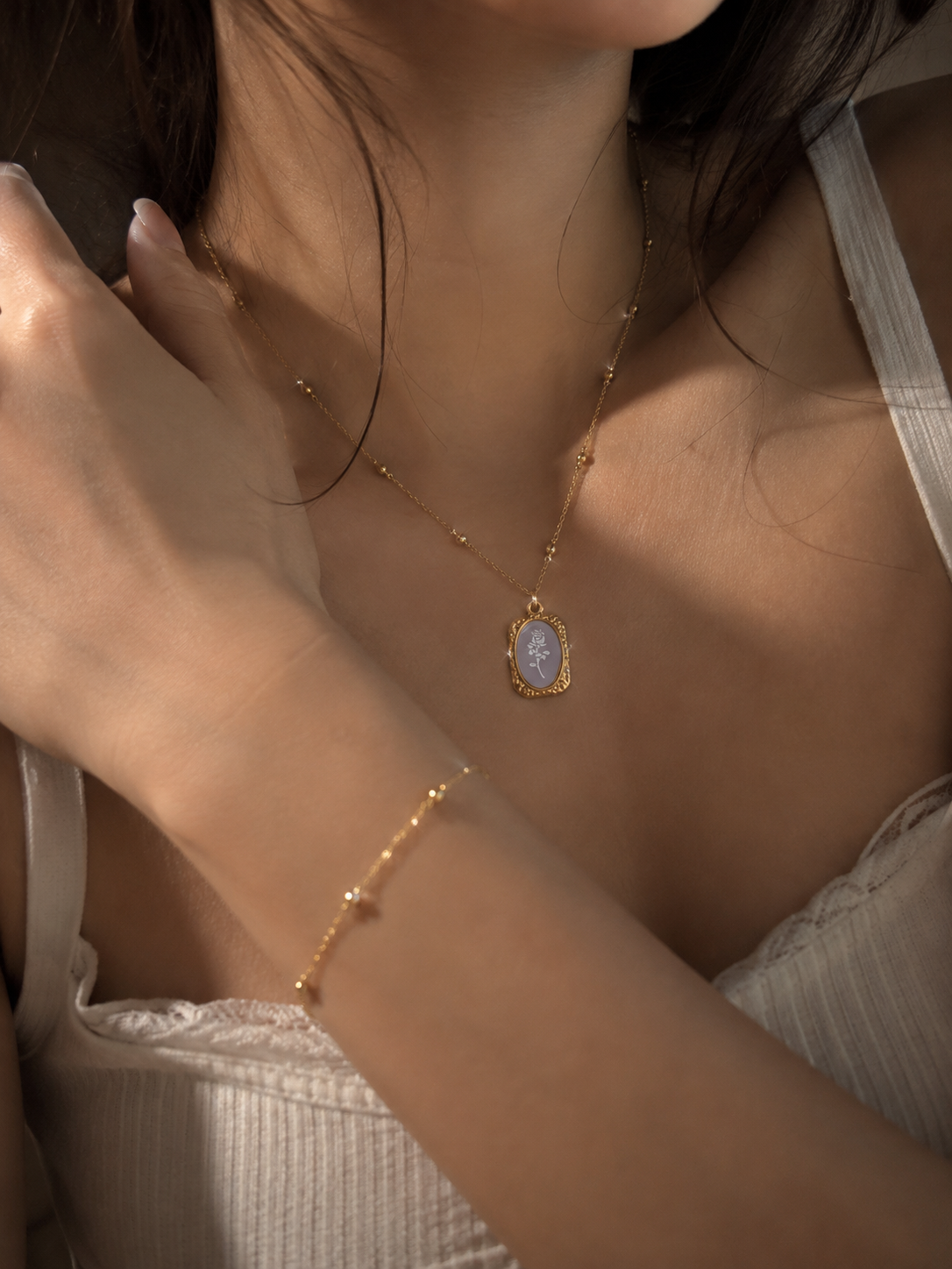The Keepsake Pendant